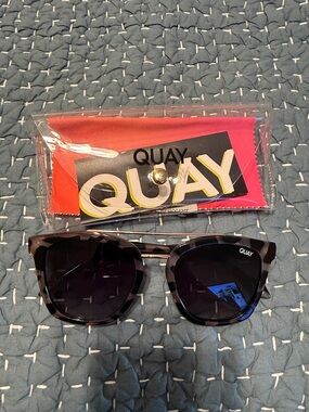 Quay Australia Black/Tortoiseshell Sunglasses